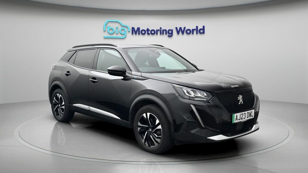 Peugeot e-2008 Allure Premium Black