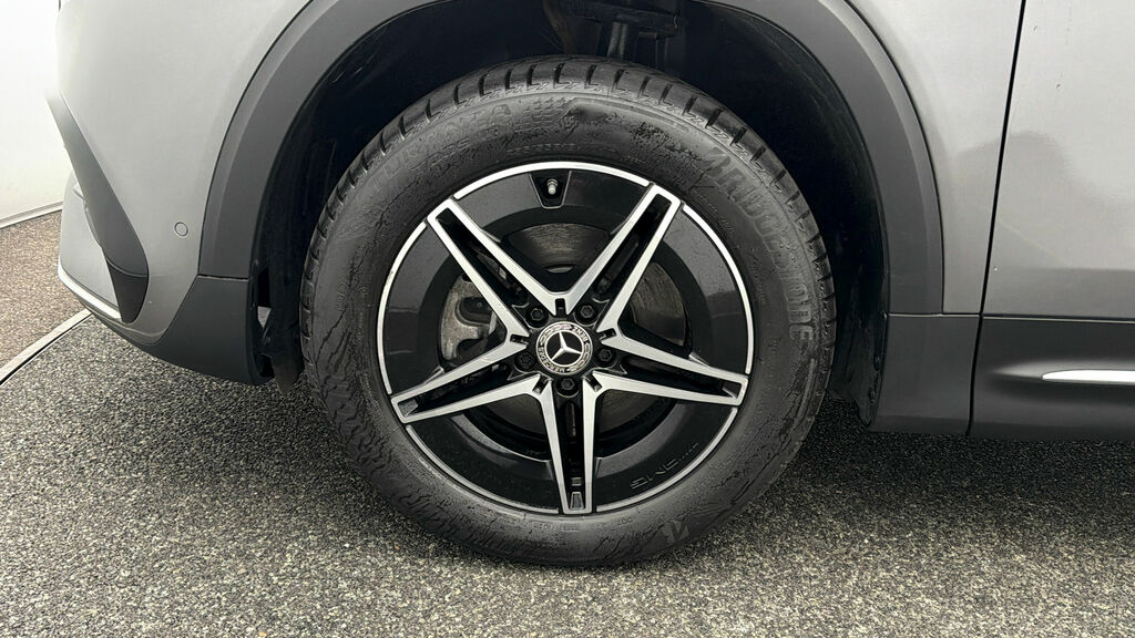 Mercedes-Benz EQB Amg Line Grey #17