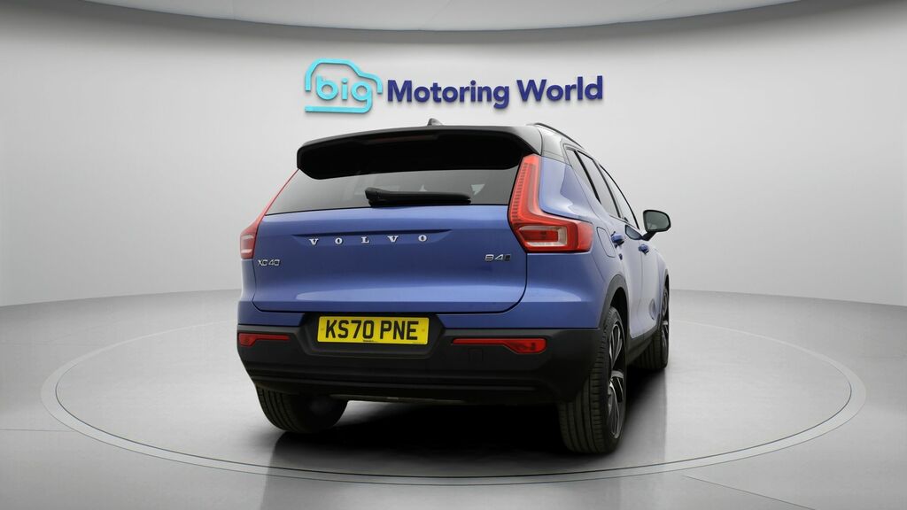Volvo XC40 R-design Pro Blue #6