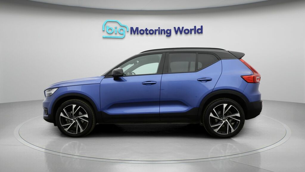 Volvo XC40 R-design Pro Blue #4