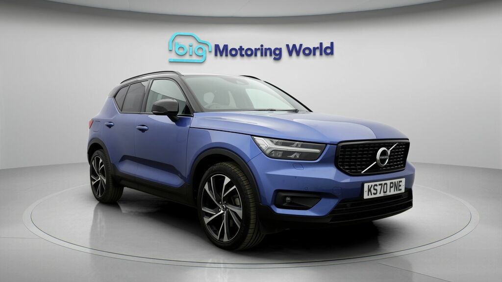 Volvo XC40 R-design Pro Blue