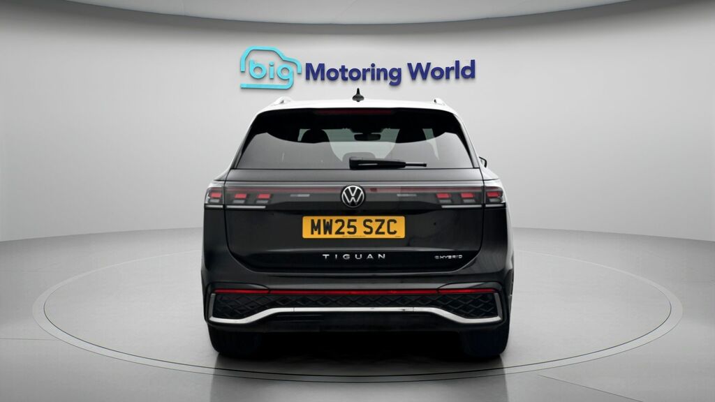 Volkswagen Tiguan R-line MW25SZC Black #6