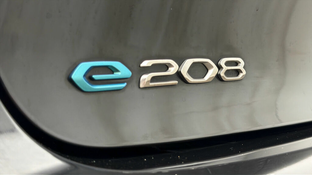 Peugeot e-208 Gt Premium Ev Red #20
