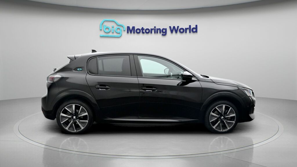 Peugeot e-208 Gt Premium Ev Red #8