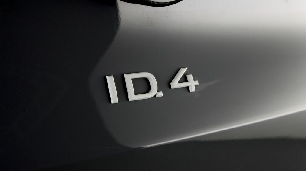 Volkswagen ID.4 Life Black #25