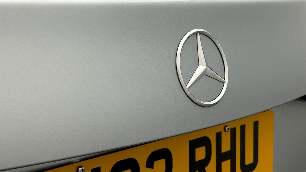 Mercedes-Benz C Class Amg Line Blue #19