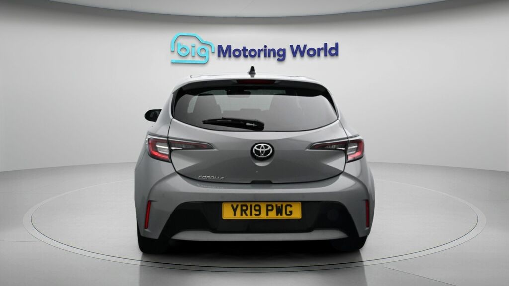 Toyota Corolla Vvt-i Excel White #6