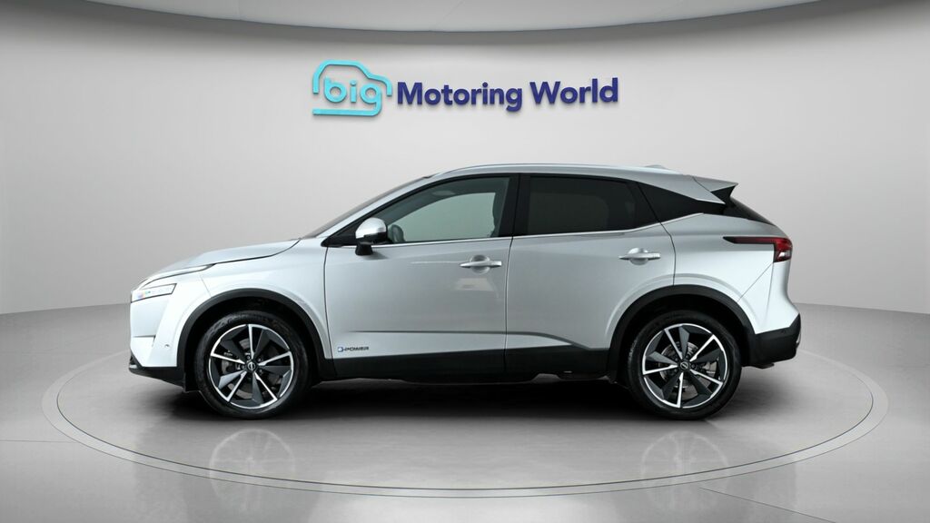 Nissan Qashqai Tekna Silver #4