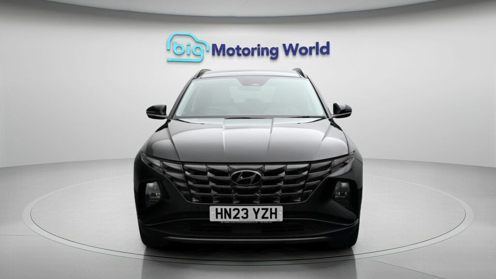 Hyundai Tucson Ultimate Black #2