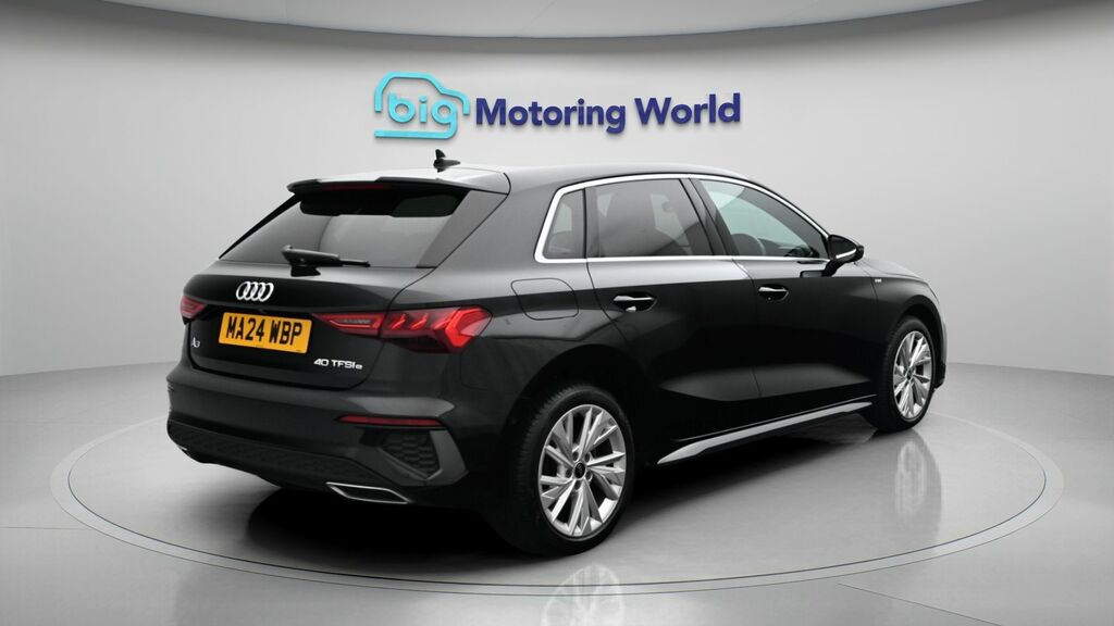 Audi A3 30 Tfsi S Line S Tronic 2024 Black #7