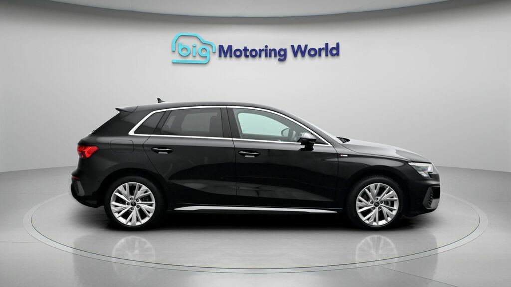 Audi A3 30 Tfsi S Line S Tronic 2024 Black #8