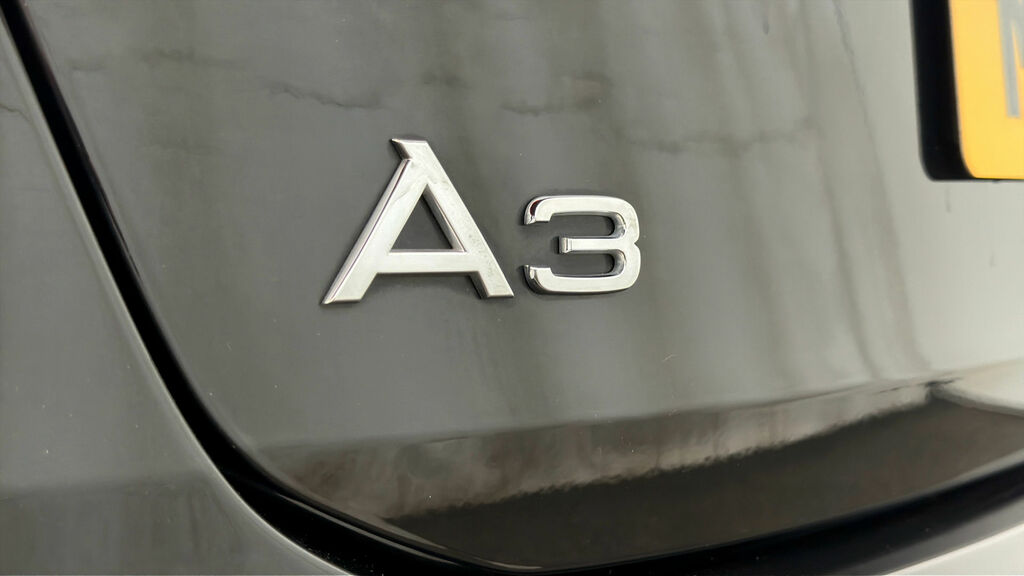 Audi A3 30 Tfsi S Line S Tronic 2024 Black #19