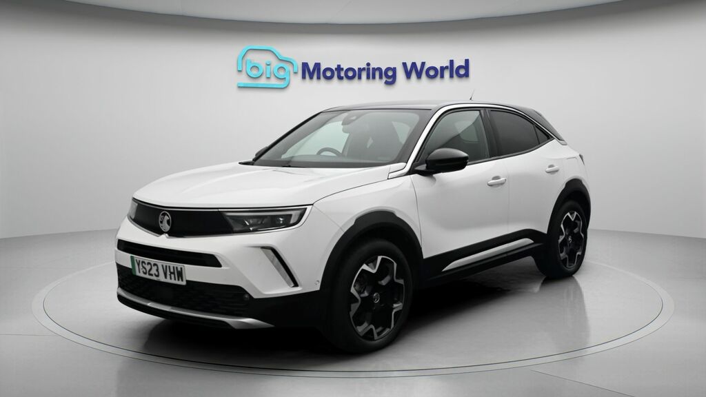Vauxhall Mokka-e Ultimate White #3