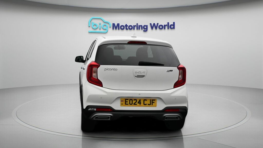 Kia Picanto X-line S White #6