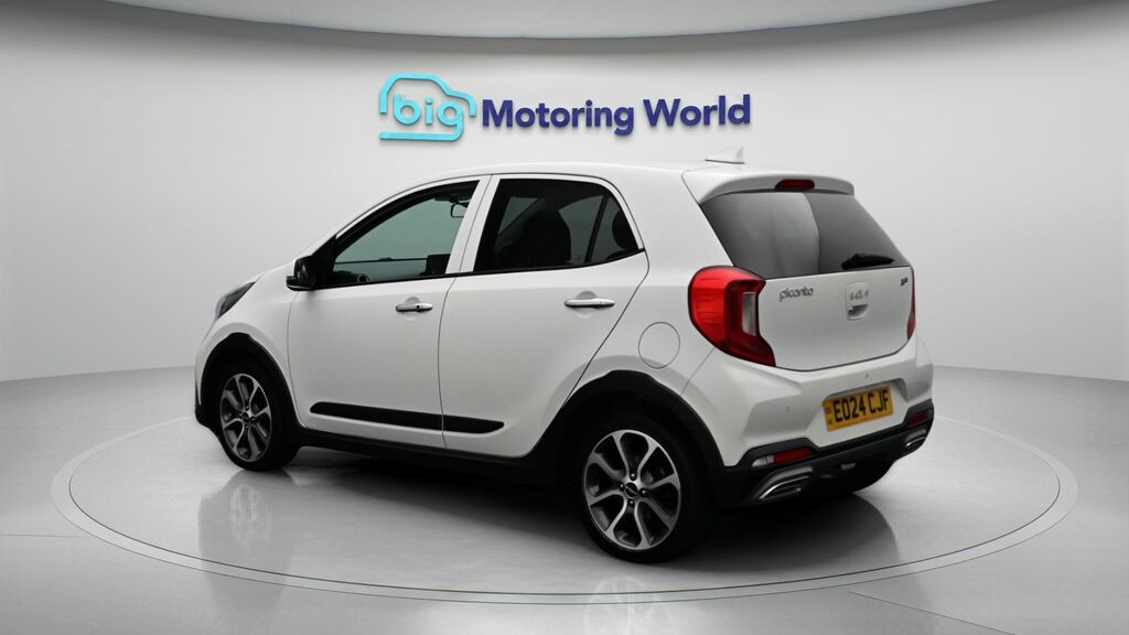 Kia Picanto X-line S White #5