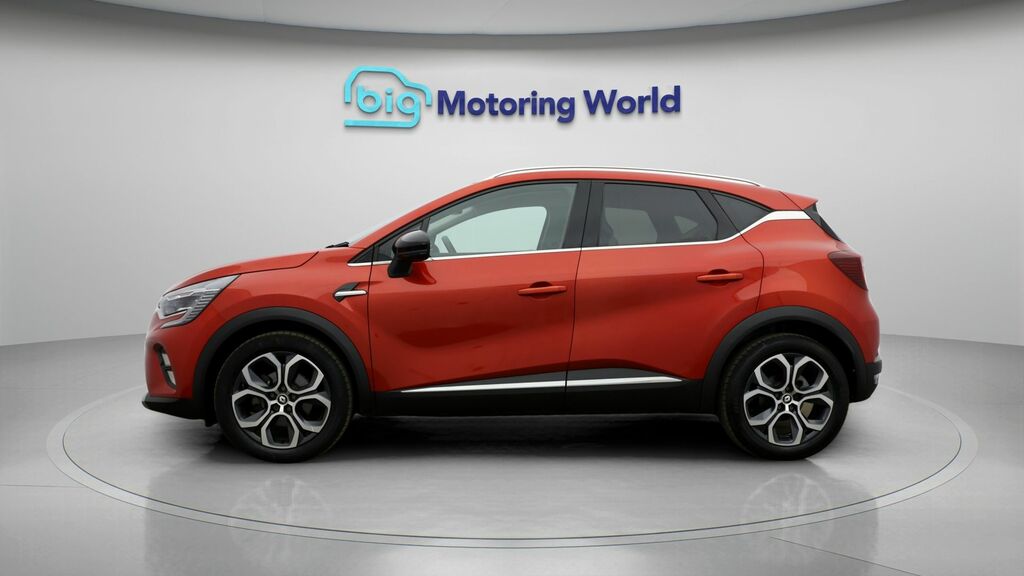 Renault Captur Techno Red #4