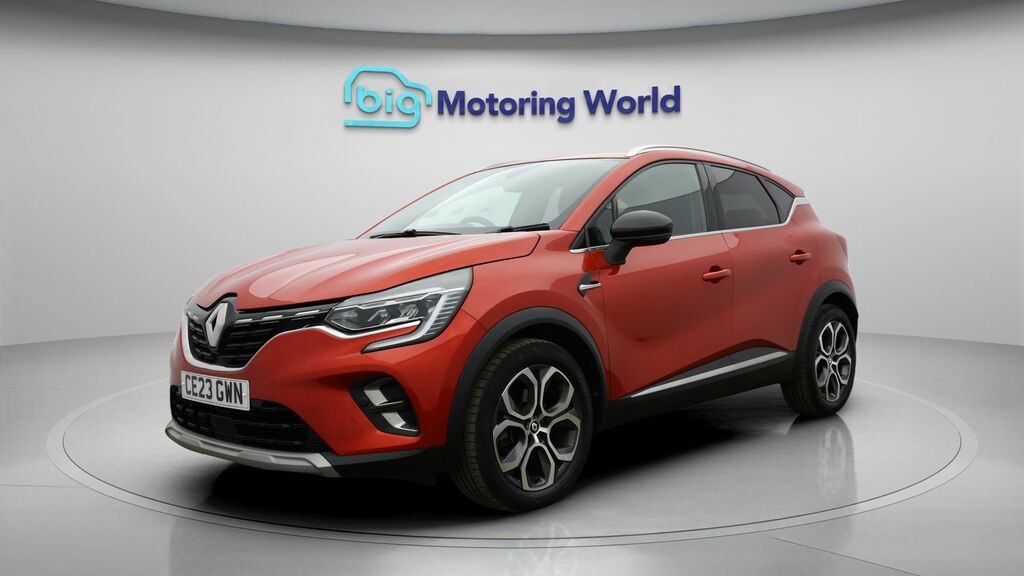 Renault Captur Techno Red #3