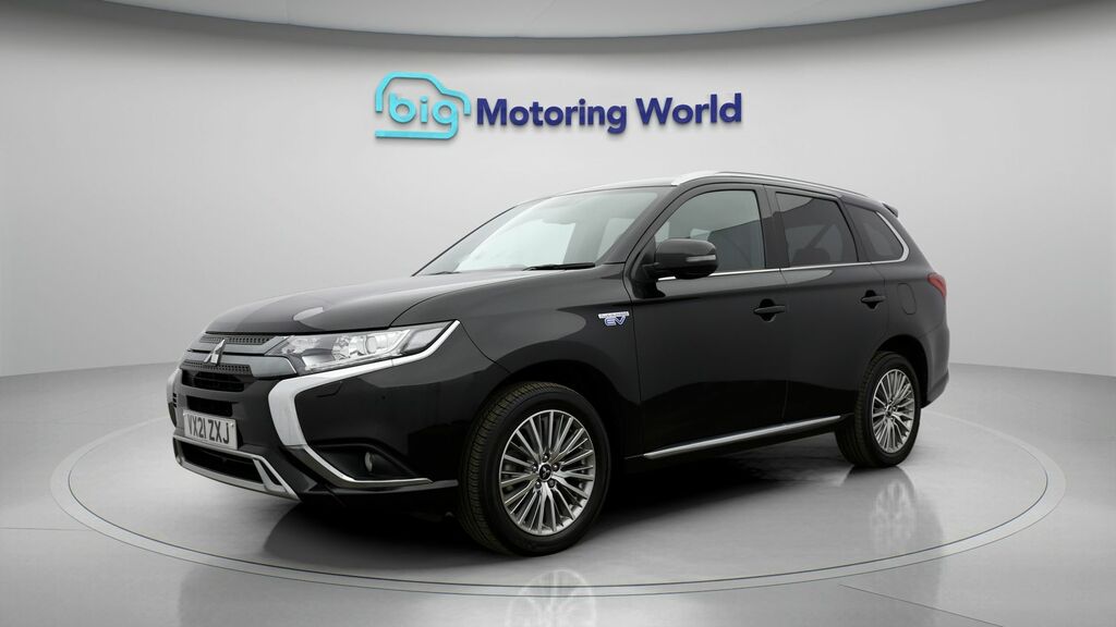Mitsubishi Outlander Dynamic Black #3