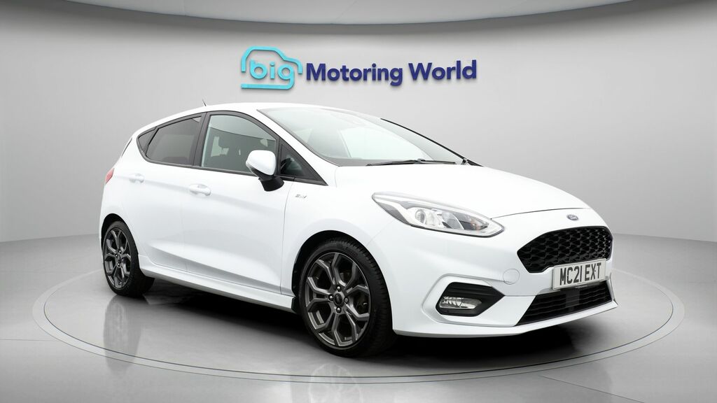 Ford Fiesta St-line Edition MC21EXT White