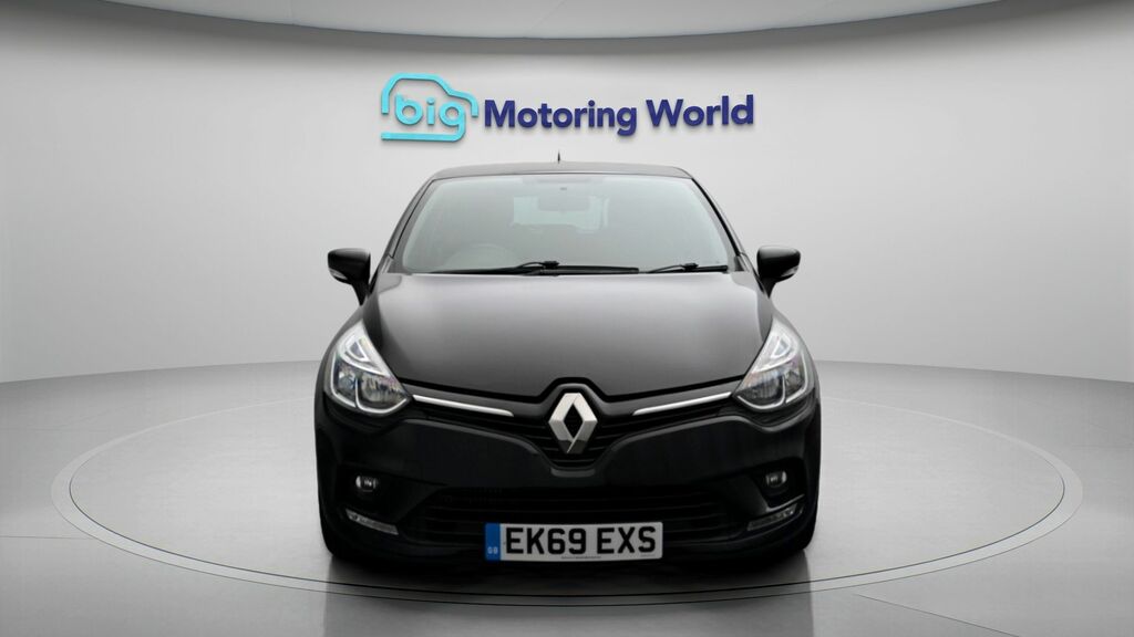 Renault Clio Iconic Black #2