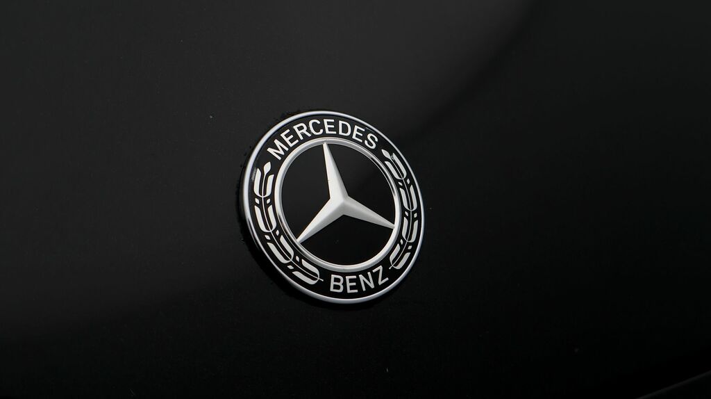 Mercedes-Benz E Class E300d Amg Line Night Ed Prem 9G-tronic Blue #22