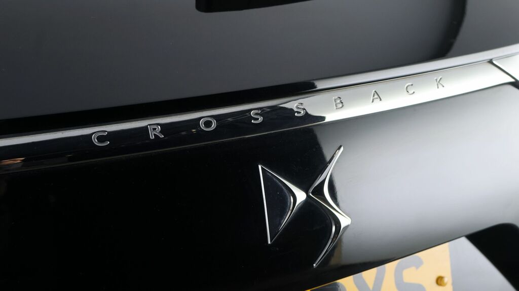 DS DS 7 Crossback 1.5 Bluehdi Performance Line Crossback Eat8 Euro 6 White #23