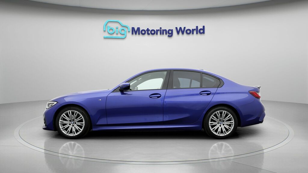 BMW 3 Series M Sport LR20LBN Blue #4