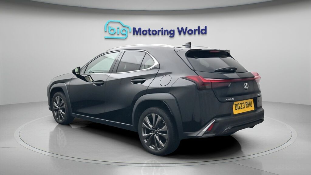 Lexus UX F Sport Design Black #5