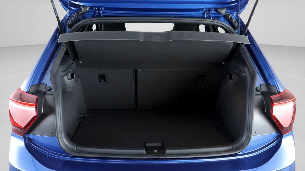 Volkswagen Polo Hatchback White #16