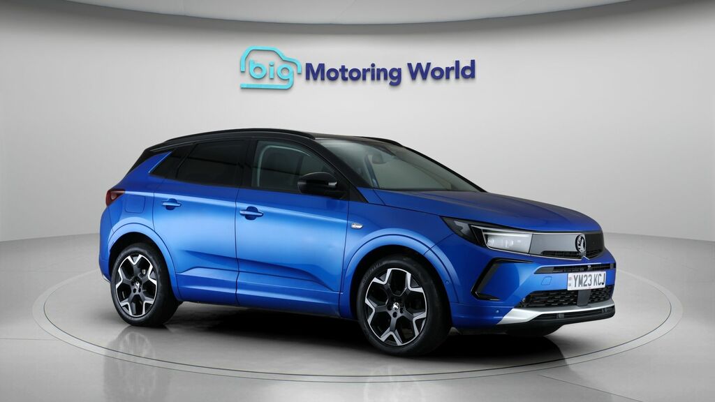 Vauxhall Grandland Ultimate Blue