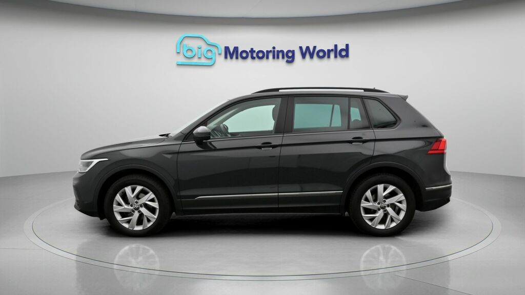 Volkswagen Tiguan Life Grey #4