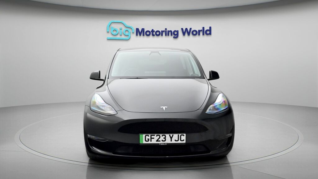 Tesla Model Y Performance Black #2