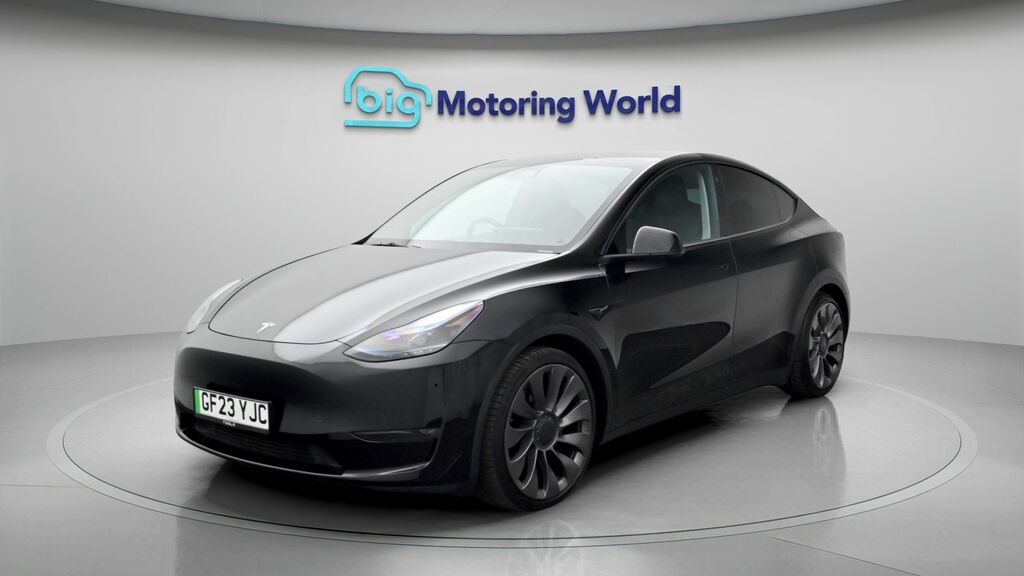 Tesla Model Y Performance Black #3