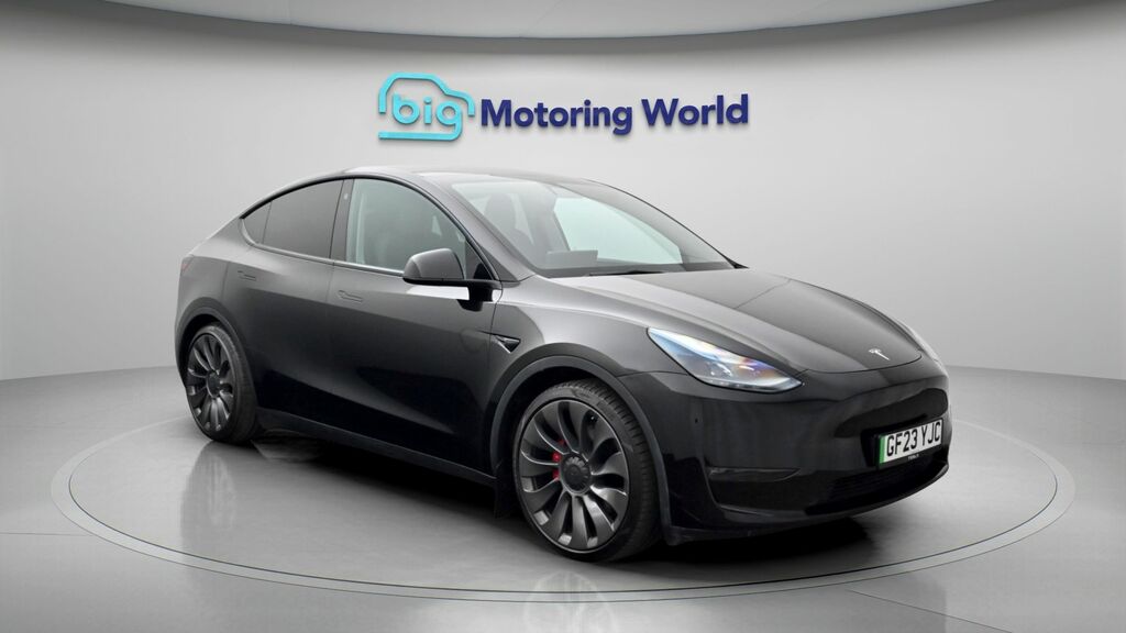 Tesla Model Y Performance Black