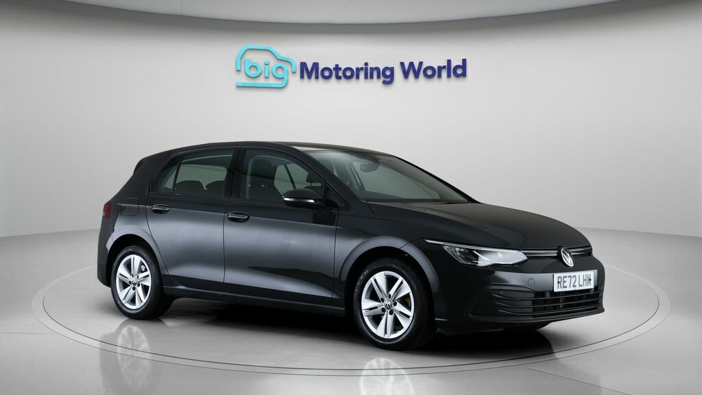 Volkswagen Golf Life RE72LHM Grey