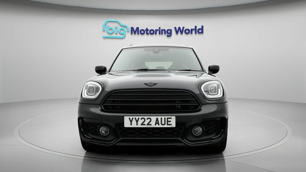 Mini Countryman Cooper Sport YY22AUE Black #2
