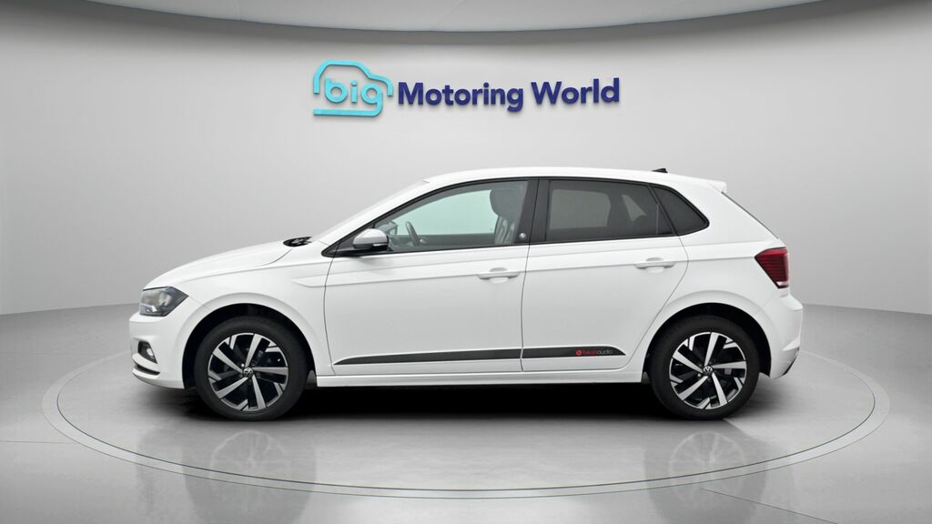 Volkswagen Polo Match Silver #4