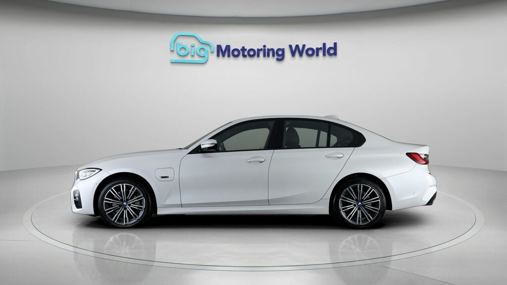BMW 3 Series M Sport SN21GKA White #4