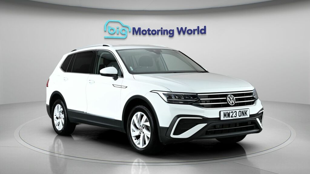 Volkswagen Tiguan Allspace Life White