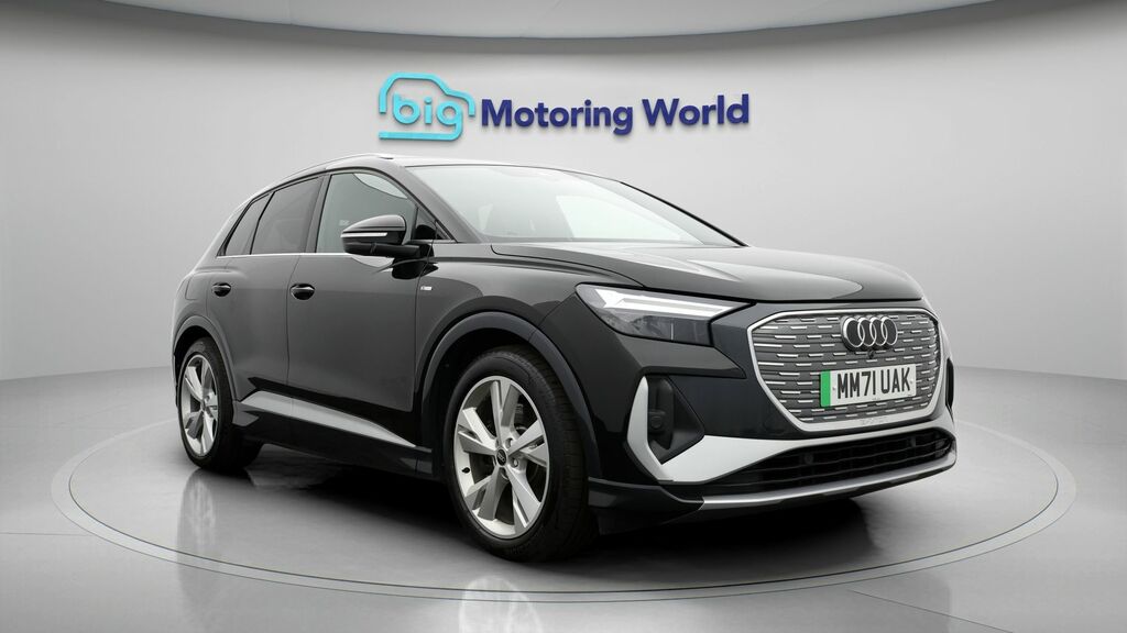 Audi Q4 E Tron S Line Black