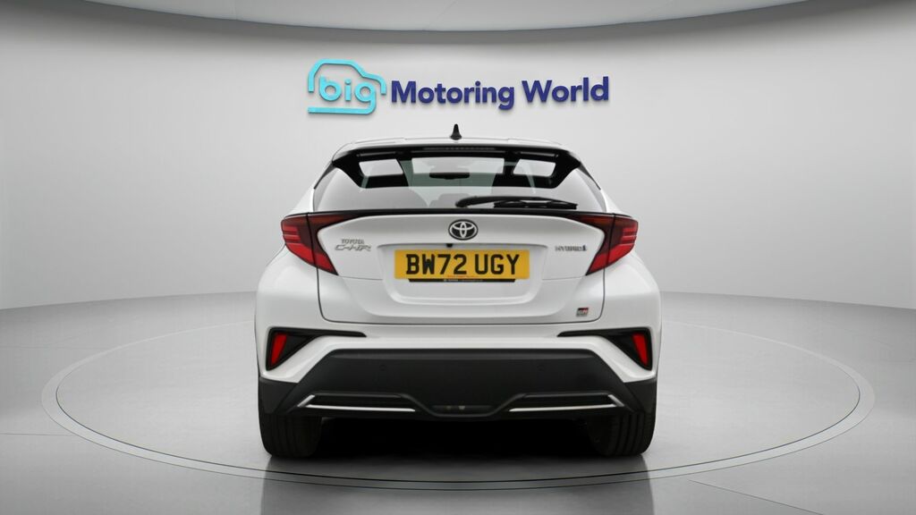 Toyota C-Hr Gr Sport BW72UGY White #6