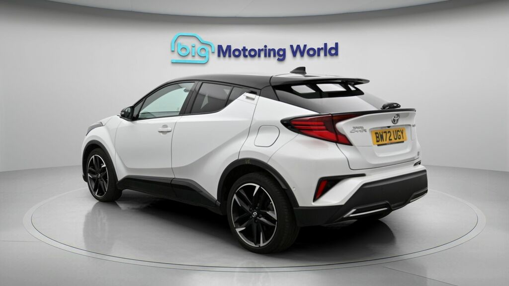 Toyota C-Hr Gr Sport BW72UGY White #5