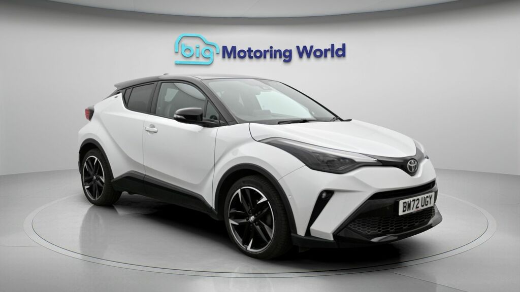 Toyota C-Hr Gr Sport White