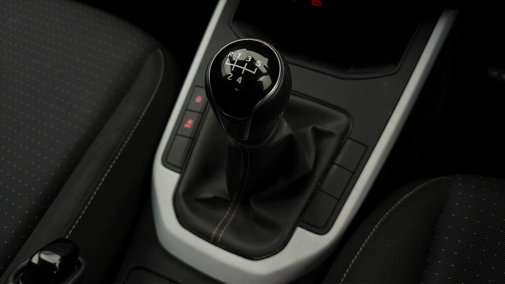 Seat Arona 1L Tsi Fr Edition Grey #26