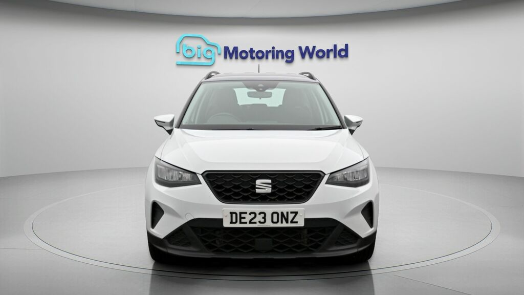 Seat Arona Se Technology White #2