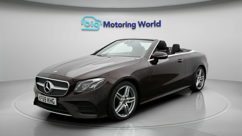 Mercedes-Benz E Class Amg Line KF69KHG Red #3