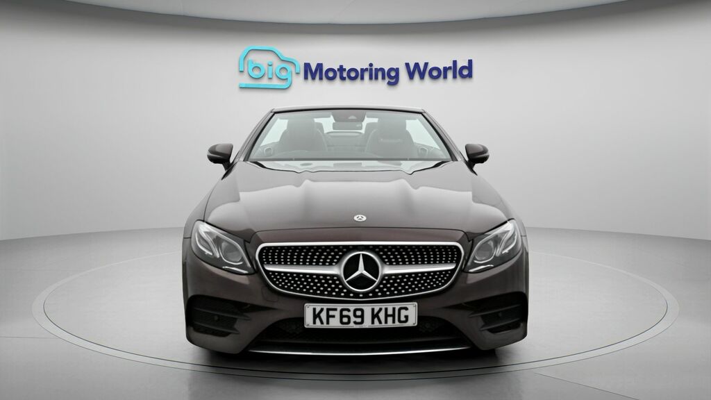 Mercedes-Benz E Class Amg Line KF69KHG Red #2