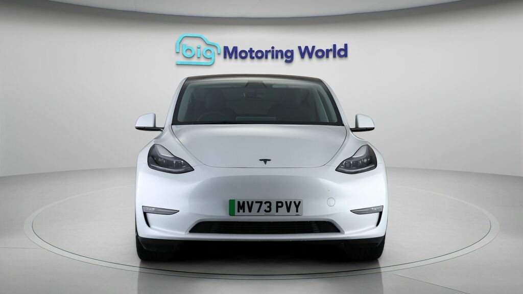 Tesla Model Y Performance White #2