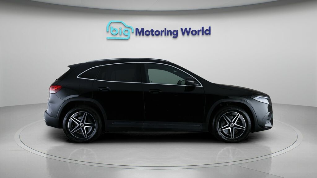 Mercedes-Benz EQA Eqa 250 70.5Kwh Amg Line Premium Suv Electr Black #8