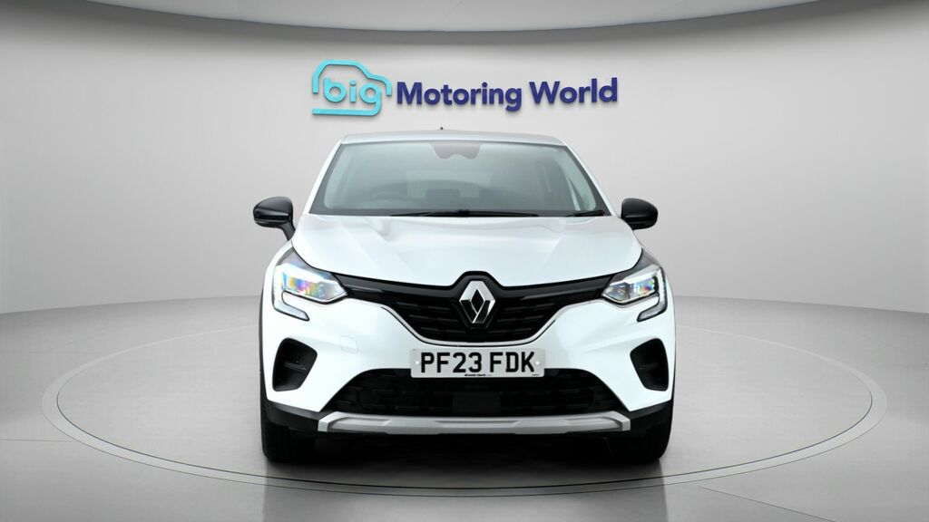 Renault Captur Evolution PF23FDK White #2